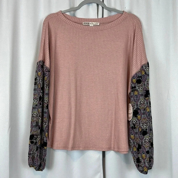 Gypsies & Moondust Sweaters - NEW‎ Gypsies & Moondust Print-Sleeve Waffle-Knit Top